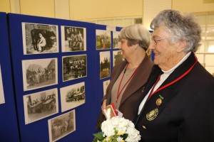 Two Women's Land Army veterans reflect on their contribution to #ww1 + #ww2 during reception hosted by George Eustice