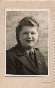 Alice Singer (née Bryant) WLA Photo Collection 1