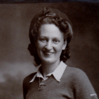 Phyllis Staves