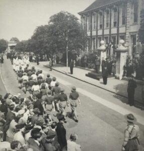 Marching-Land-Girls